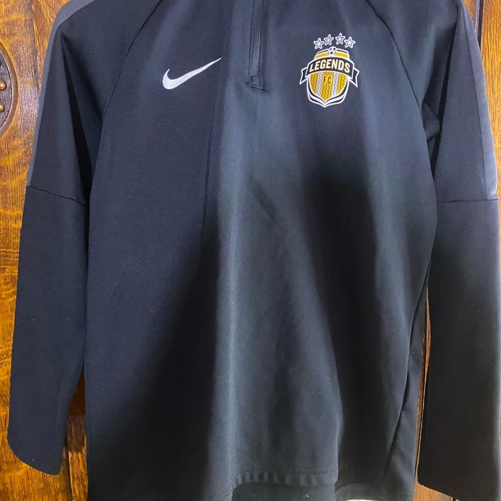 Nike Legends Football Club Soccer - Picture 4 of 7